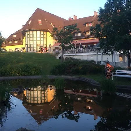 Familia Hotell Zamárdi