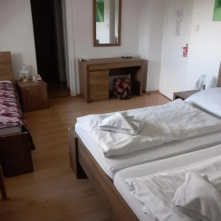 Familia Hotell Zamárdi